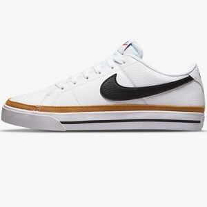 Nike Court Legacy Women Sneakers